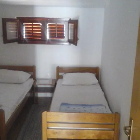 Apartment Rogic