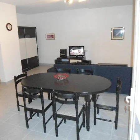 Rogic Biograd Na Moru