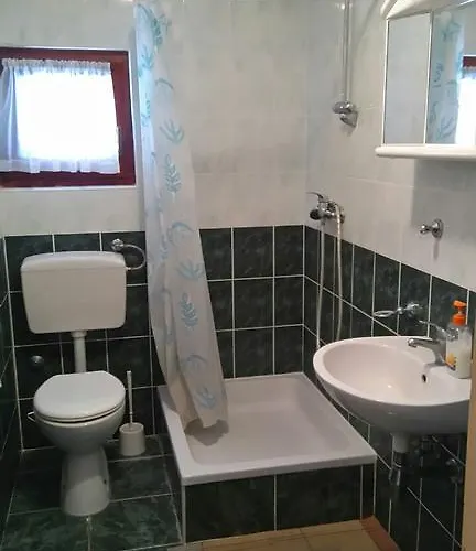 Апартаменты Rogic Биоград-на-Мору